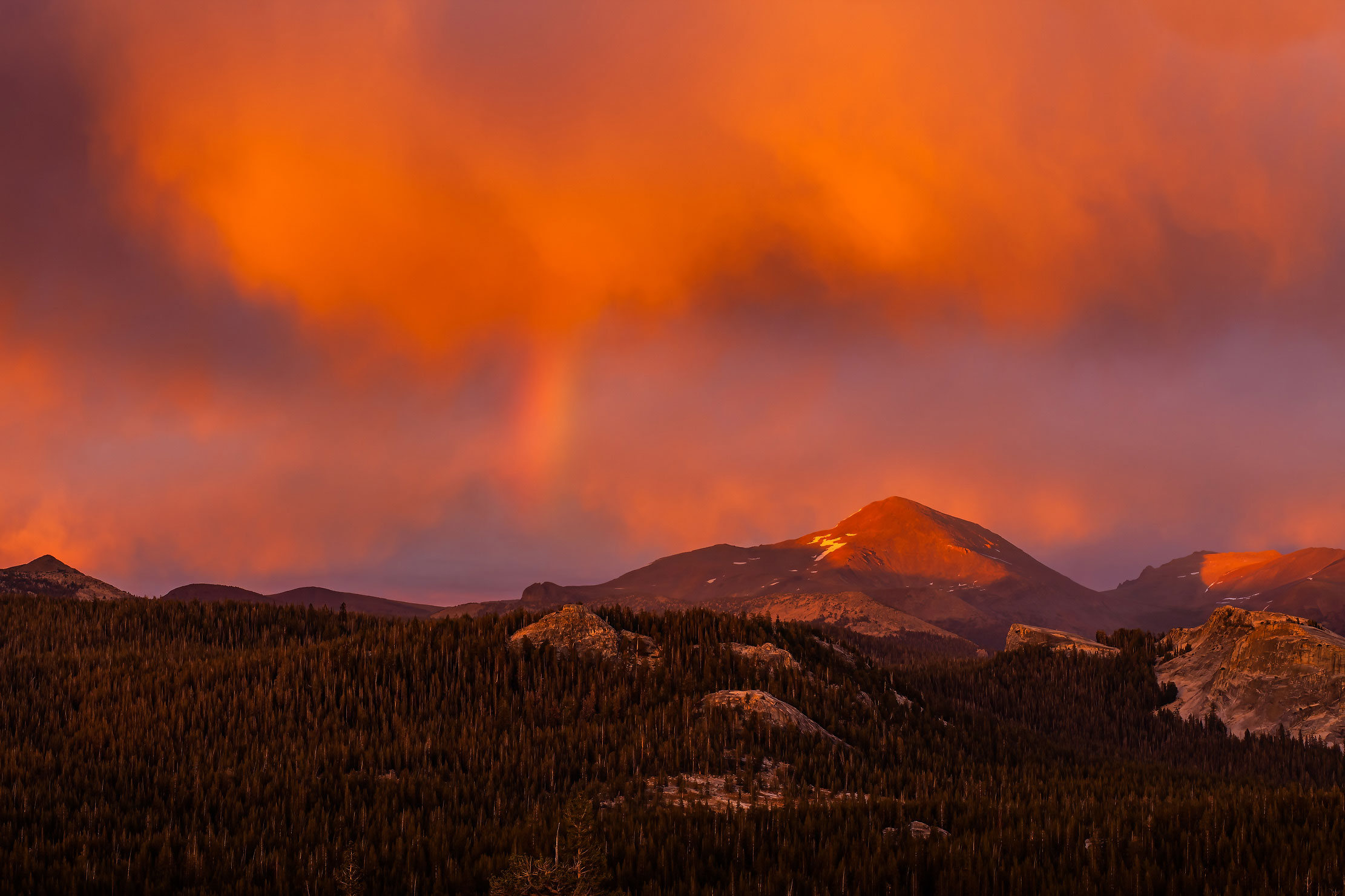 19-Yosemite-Mt-Dana-sunset-rainbow