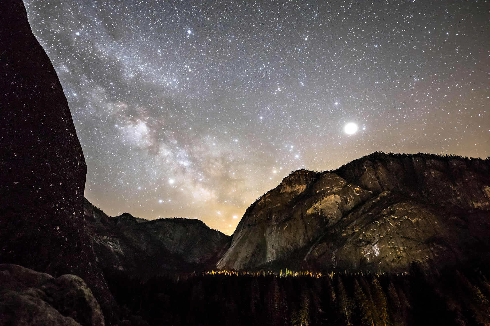 Glacier Point Milky Way in Yosemite