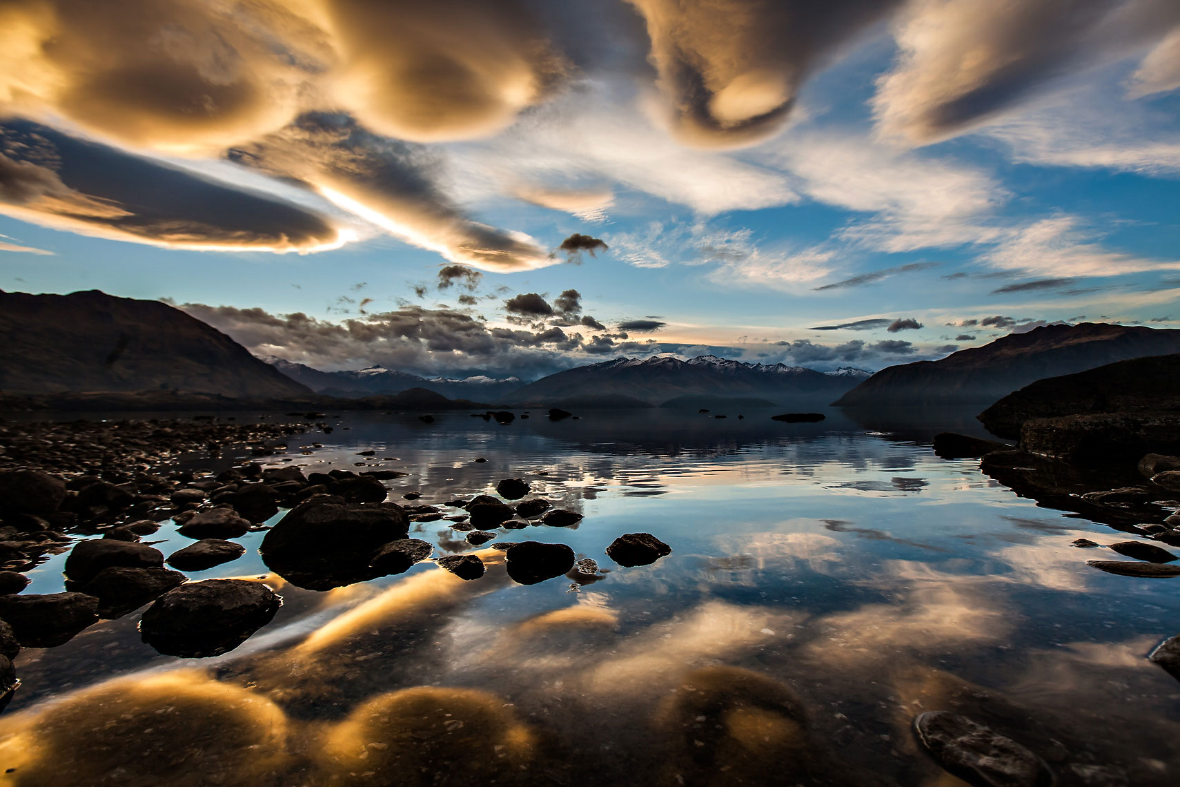 NZ Lake Wanaka Lenticulars
