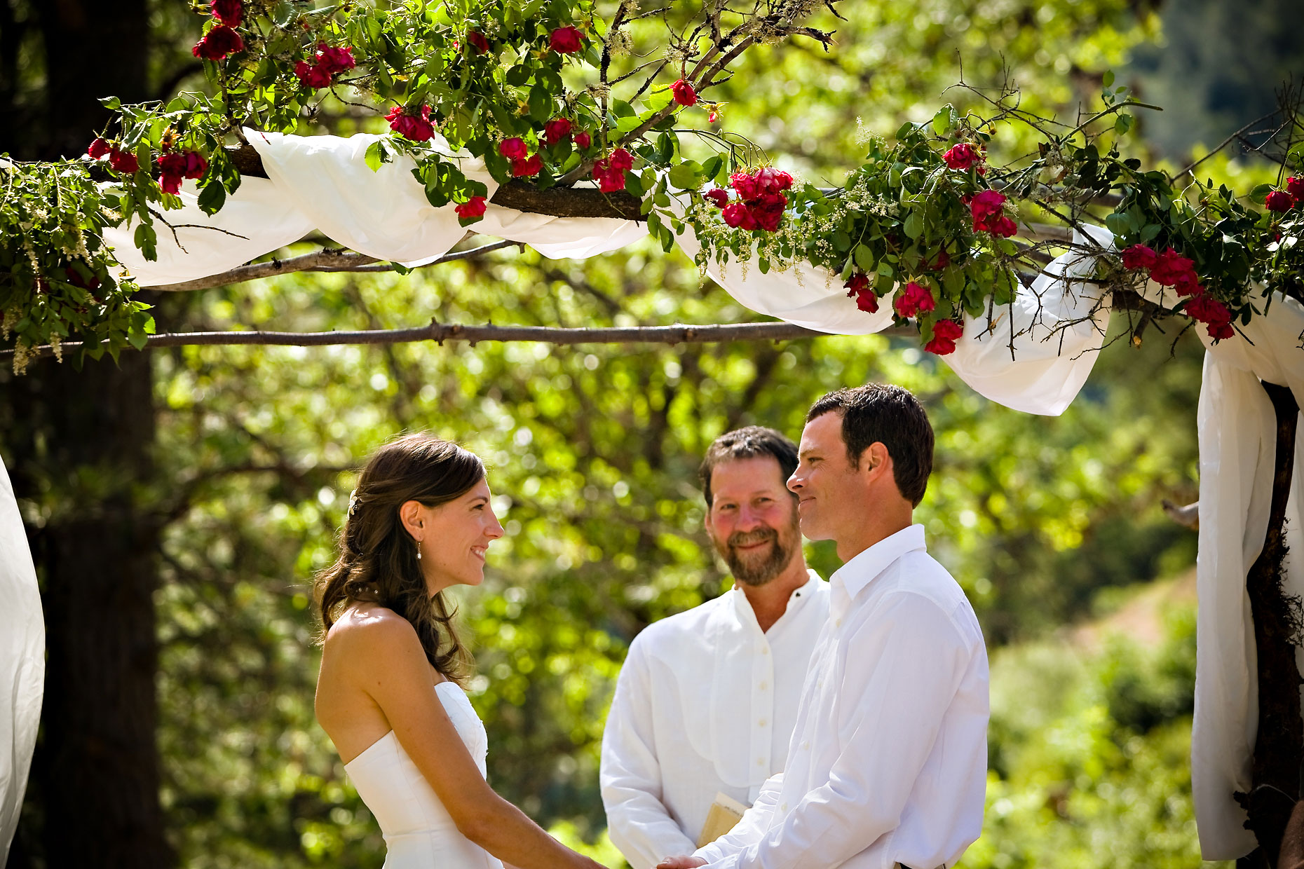 Yosemite wedding ceremony photographer