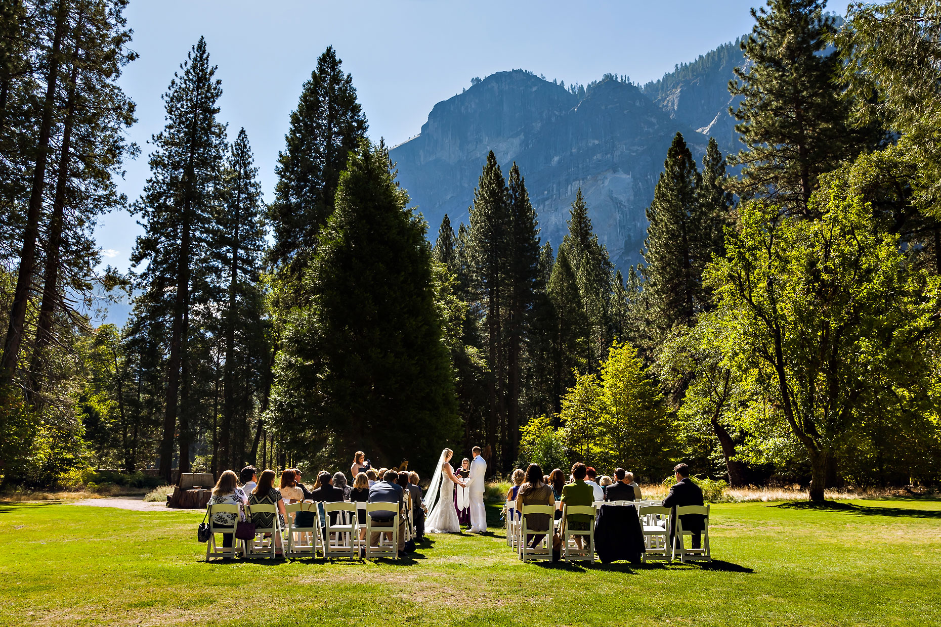 Yosemite Ahwahnee lawn wedding photographer.