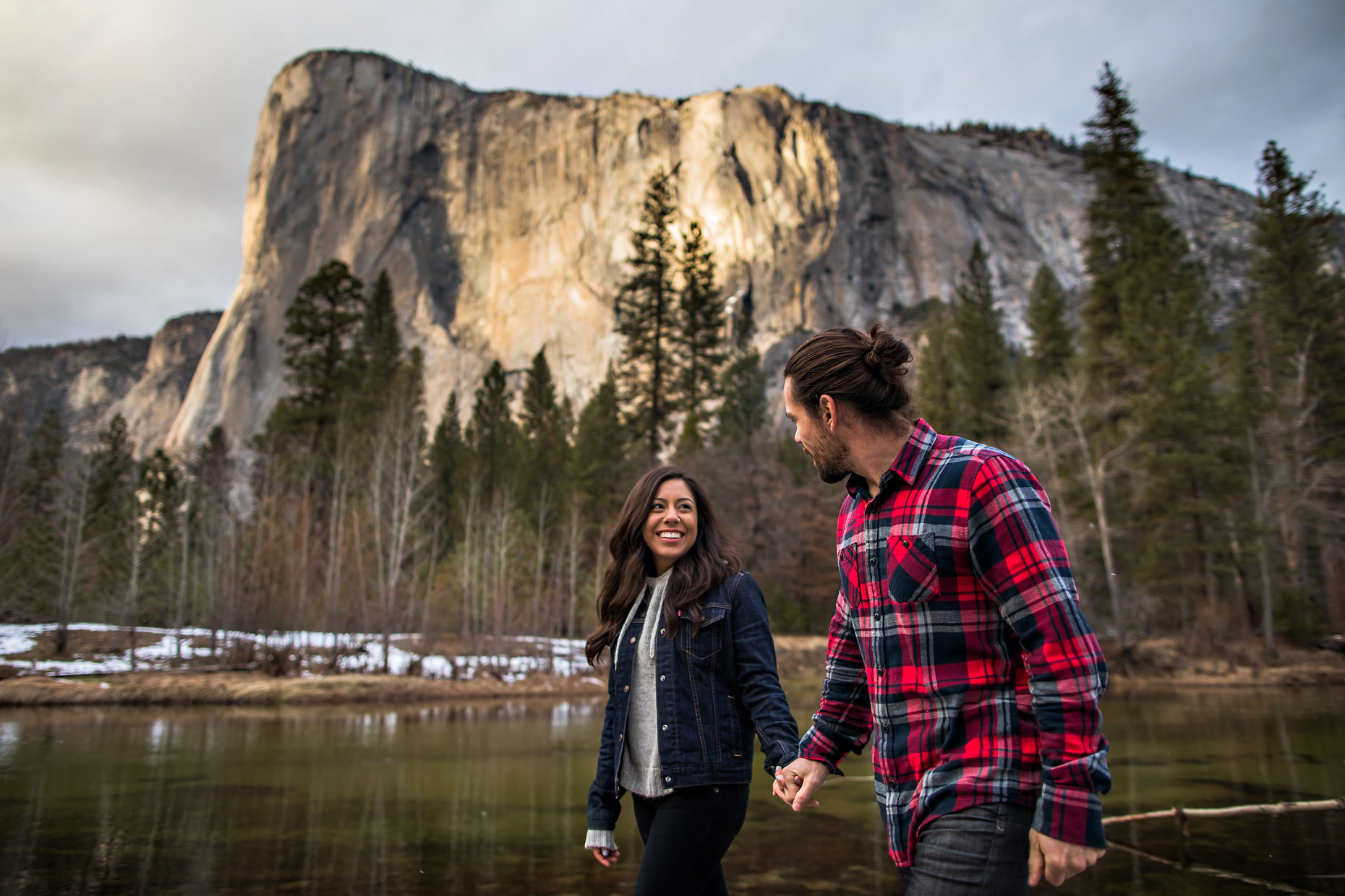 Yosemite adventure session couple photography.